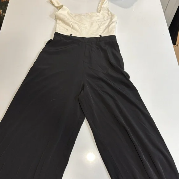 Express Jumper - Size Small (Off-White Top, Black Flowy Pant bottom) - Picture 2 of 3